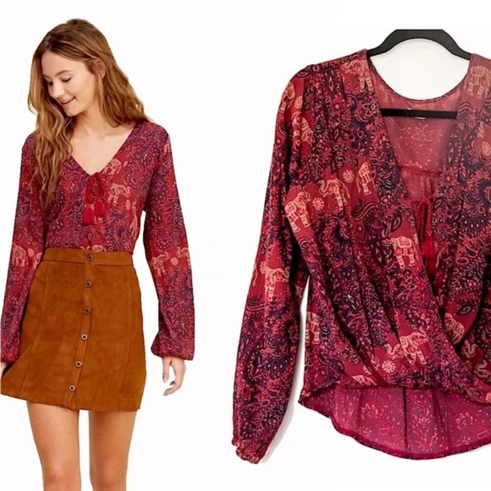 Hollister Red Blue Paisly Elephant Print Boho Faux Wrap Crop Top Size Large